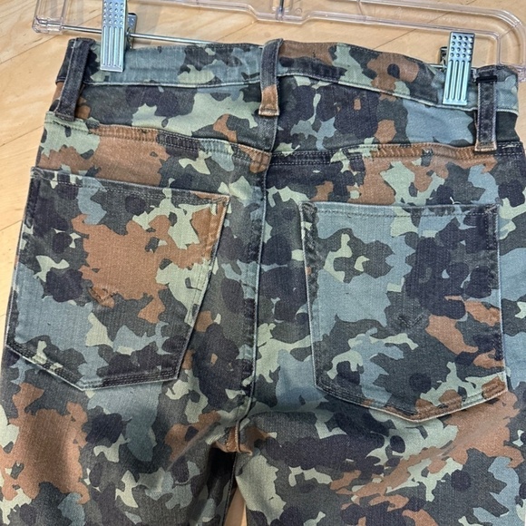 HUDSON Barbara Super Skinny hi rise camo print jeans, 25. CB 2157 - Picture 5 of 6